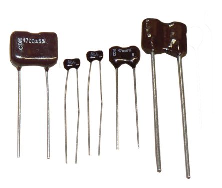 Cornell-Dubilier CD19FD122JO3F 8713038